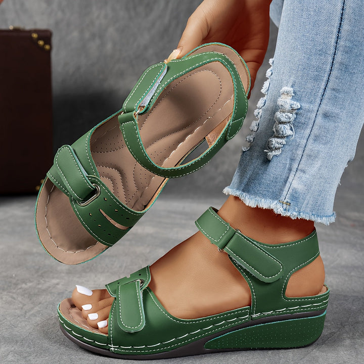 Célima | Elegant Comfort Sandals