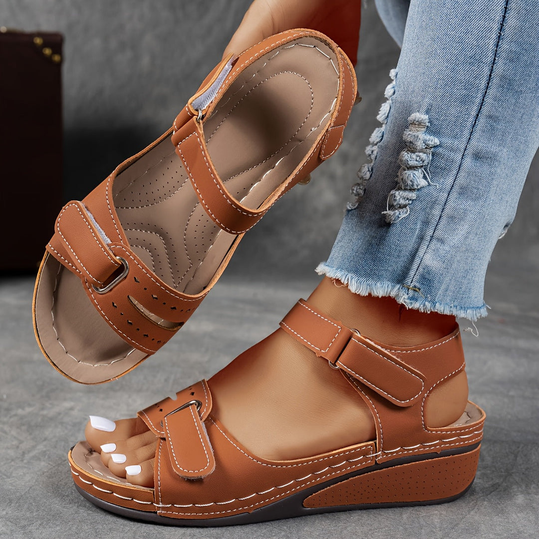 Célima | Elegant Comfort Sandals