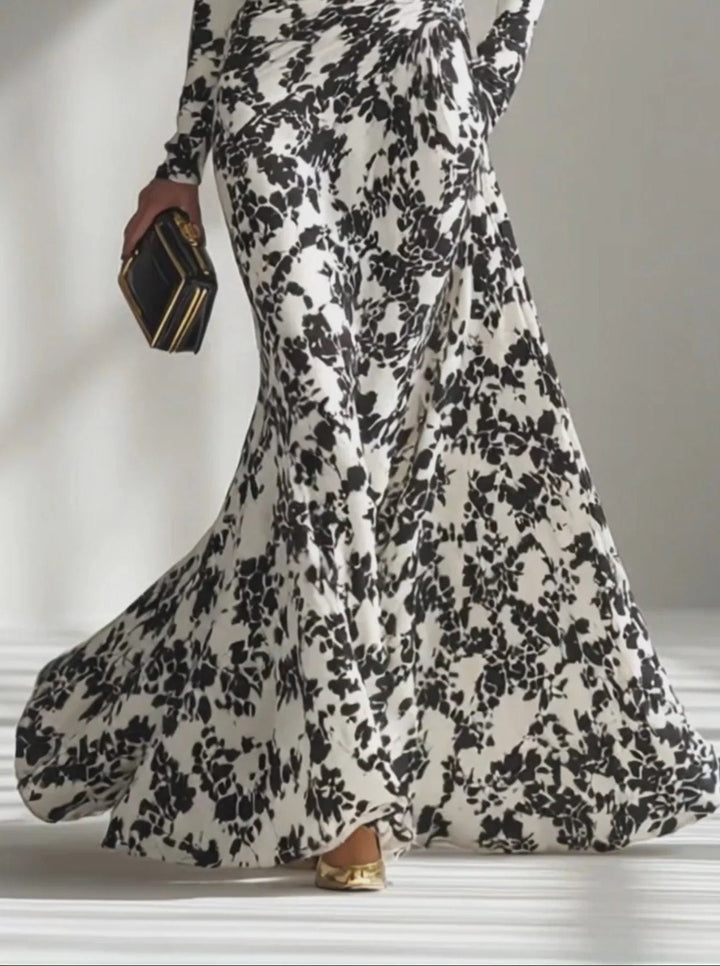 WILLA | PATTERNED STRETCH WRAP DRESS